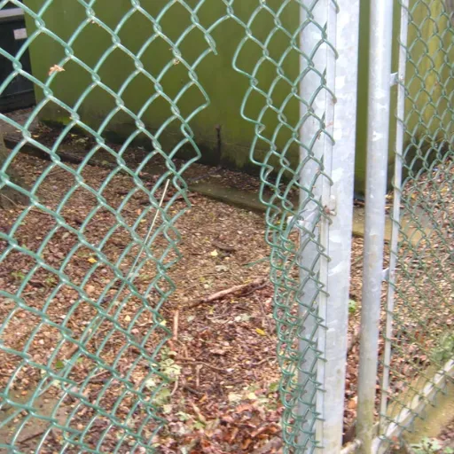 repairing chain link fence (3)