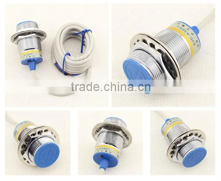 High quality CE M30 DC PNP NO 10mm three wire distance inductive proximity switch sensor E2E-X10F1