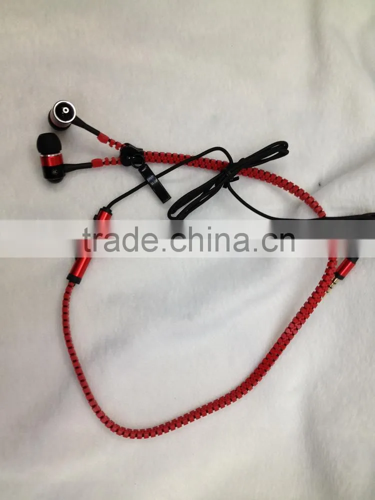 2013 NEW Fashion waterproof zip earphone with Mic