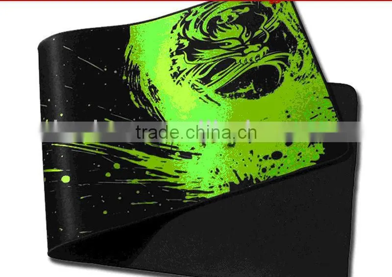 2014 Hot Selling Microfiber Fabric Surface Overlock Gaming Gamer Mouse Pad