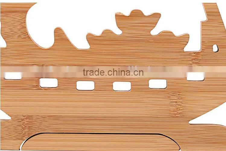 Eco friendly boat shape bamboo wine rack, wine holder