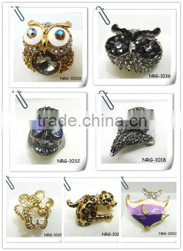 2013 Fashion Crystal Stones and Pearl Ring