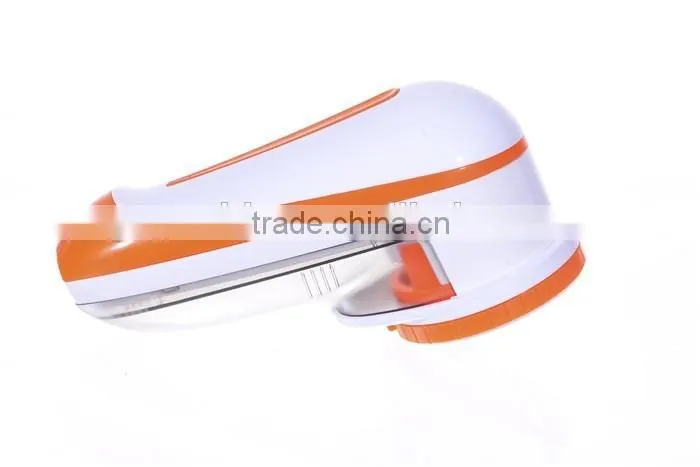 Effective fuzz shaver lint roller remover
