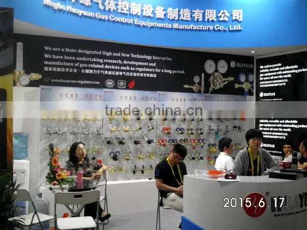 CO2/ARGON adjustable gas pressure regulator for welding machine