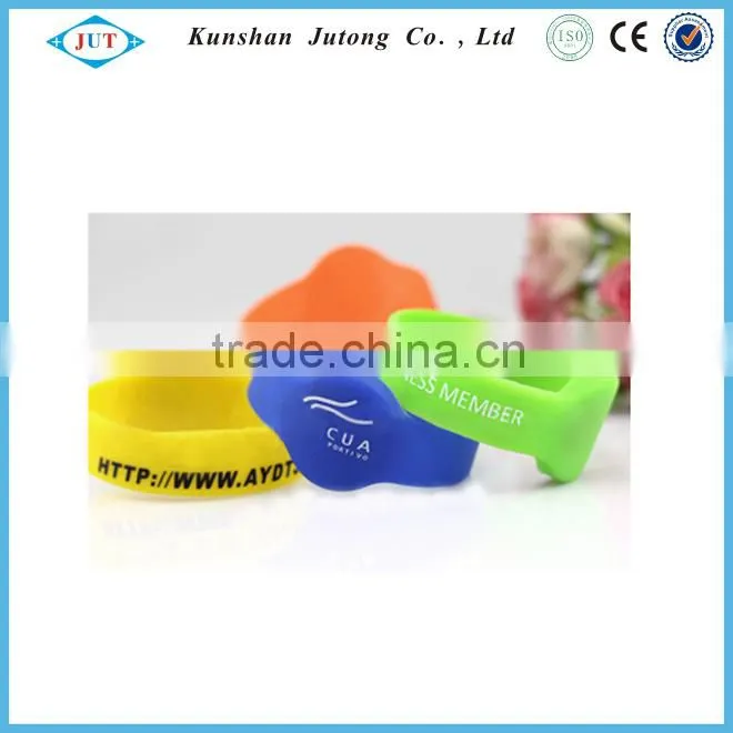 Hot sell silicone bracelets promotion gifts silicone wristbands