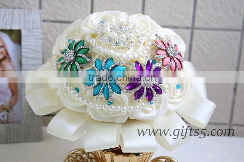 MADE TO ORDER Satin Roses Brooches Wedding Bouquet in Handmade