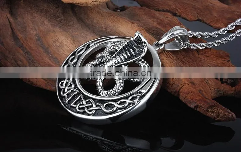 Unique designs fashion snake animal amulet pendant