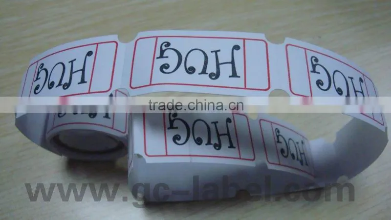 Self-adhesive round sealing labels