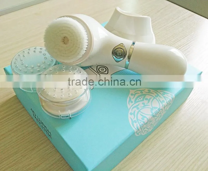 China factory direct Vibration Facial Cleaning Brush for Exfoliating, Microdermabrasion