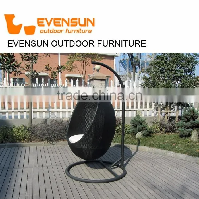 China EVENSUN manufacturer Outdoor furniture Egg shape durable outdoor glider rocking chair