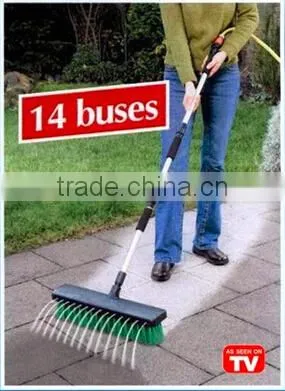 wash garden scrub brush with water flow