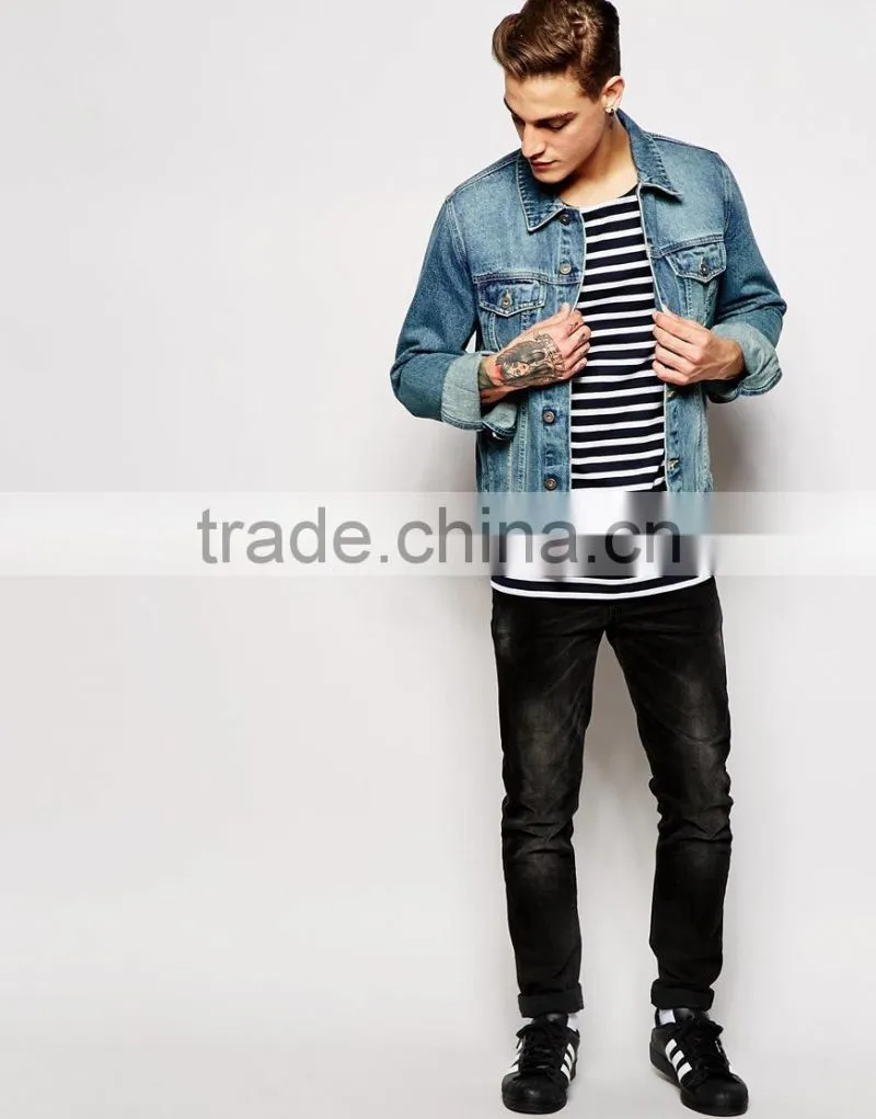 black and white stripe t-shirt in Relaxed Fit With Boat Neck