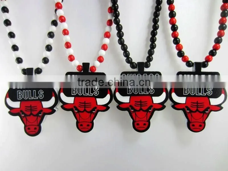 Wholesale Bulls Design Wood Necklace Acrylic Necklace