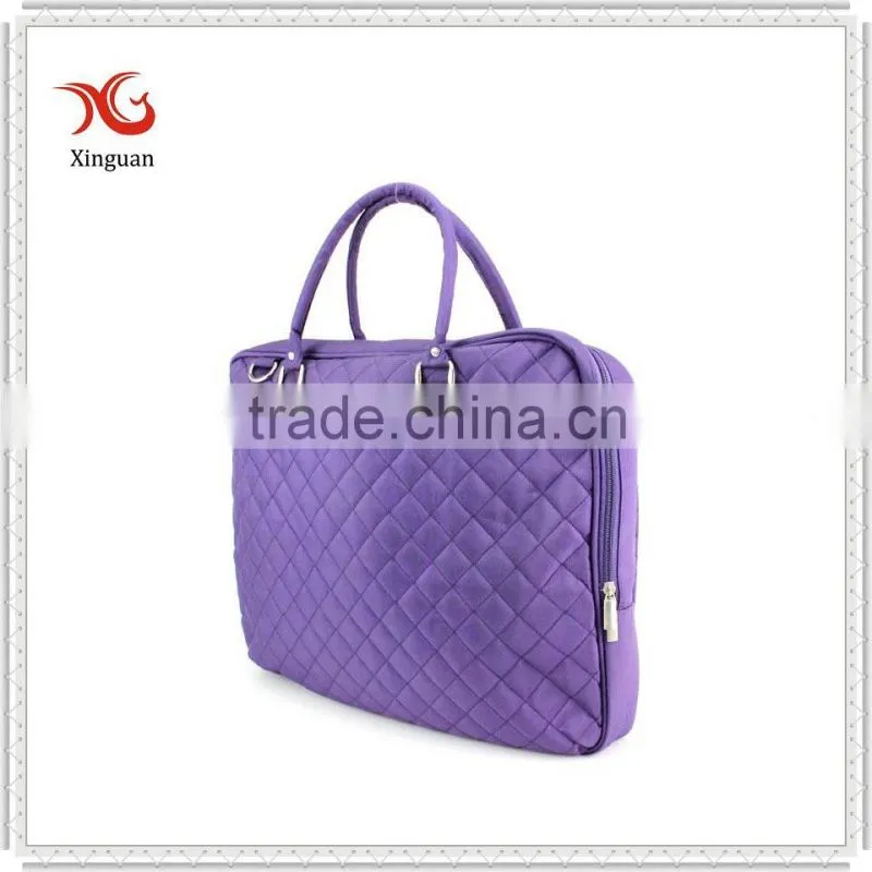 Business laptop messenger bag