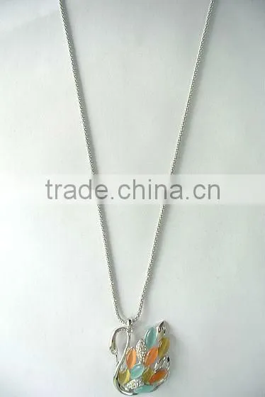 swan pearl pendant necklace