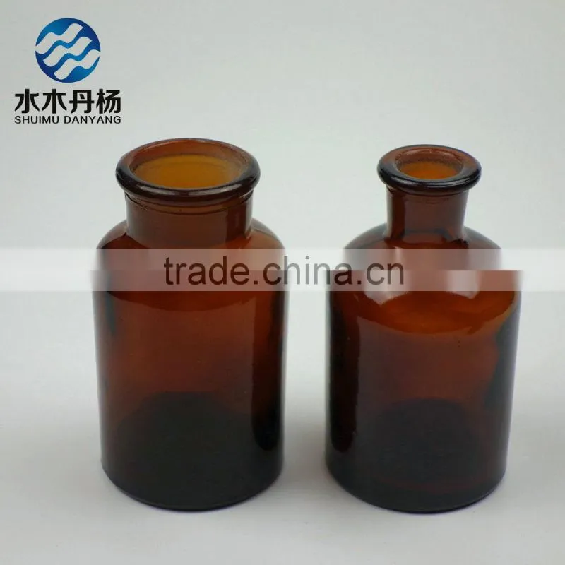 Amber narrow mouth glass reagent bottle for laboratory