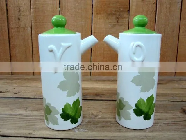Chinese Decal Ceramic Oil and Vinegar Holder Dispenser Set