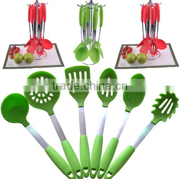Set of 6 Pieces Heat Resistant silicone Kitchen Utensil