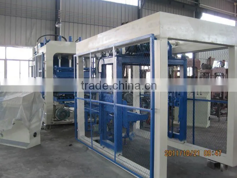QT4-15 Unfired block building machine