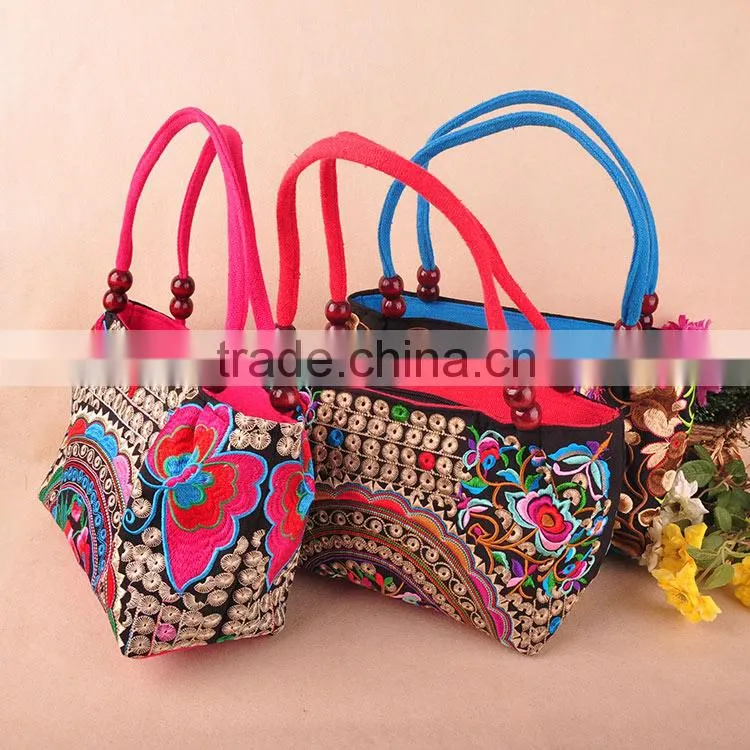 Cheap samll handbag made in China fashion woman ethnic embroidery handbag for wholesale