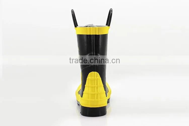 Alibaba china 10 Years experience Environmental Waterproof ladies fashion rubber rain boots
