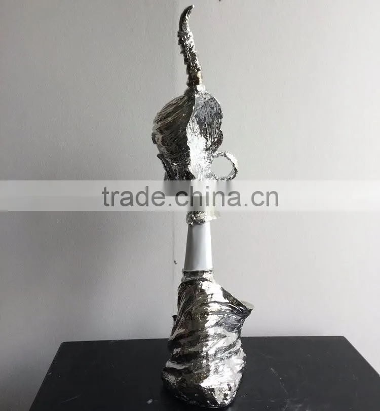 Resin art head statue