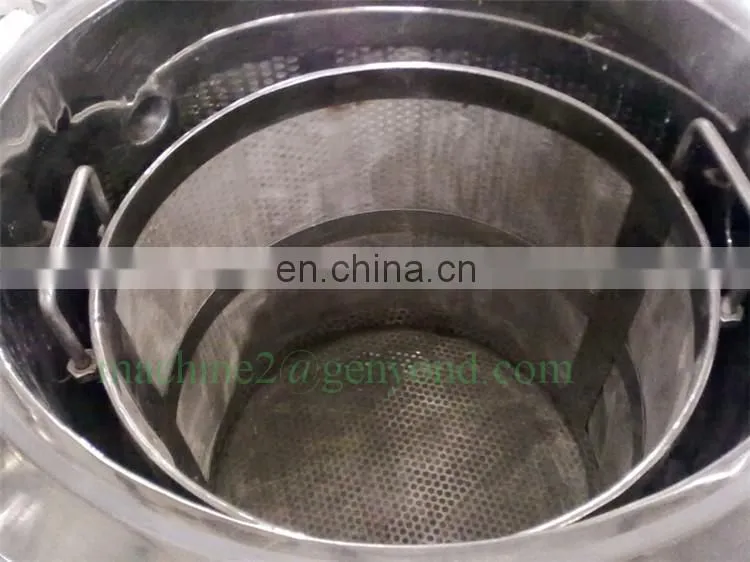 Sandalwood/Cinnamon essential oil distiller