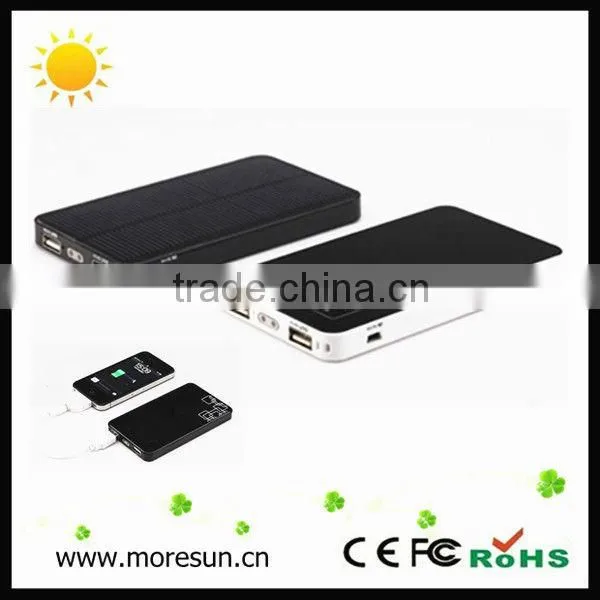 Hot selling emergency universal power bank solar charger