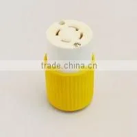 twist locking socket