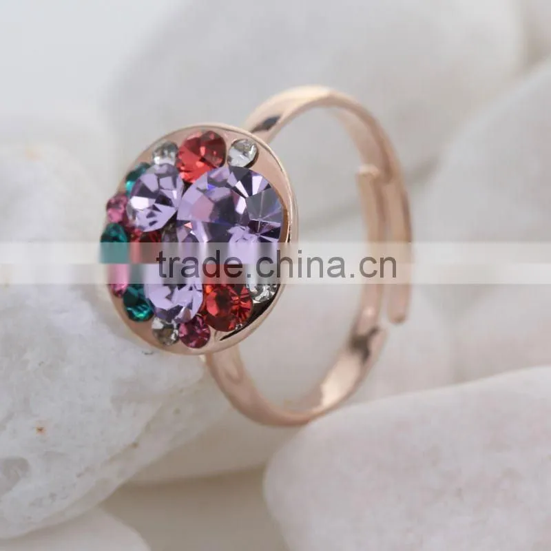 New Design shinning Crystal Finger Ring For Ladies 40055