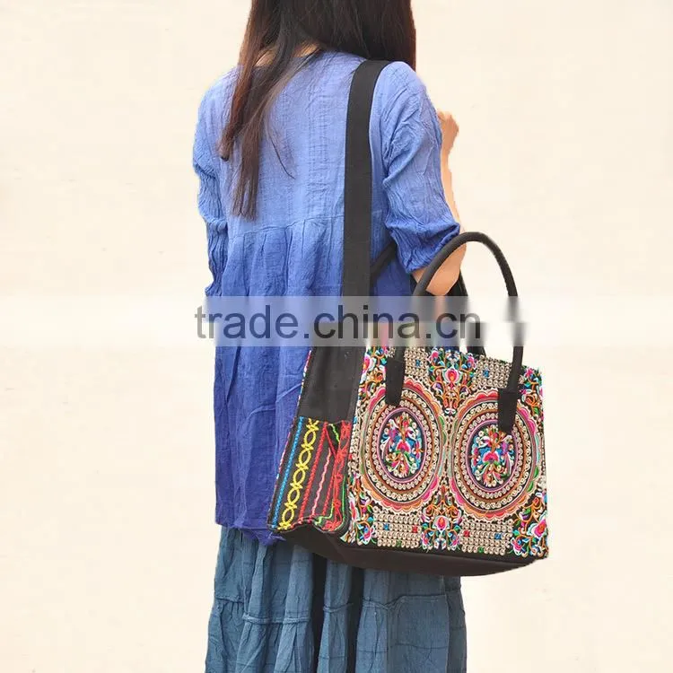 China alibaba wholesale ethnic embroidery Boho ladies shoulder bags