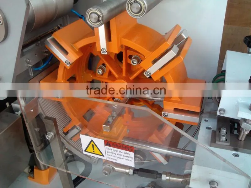 C:CDH-201 Mini Handkerchief Napkin Pocket Tissue Paper Automatic Packing Machinery