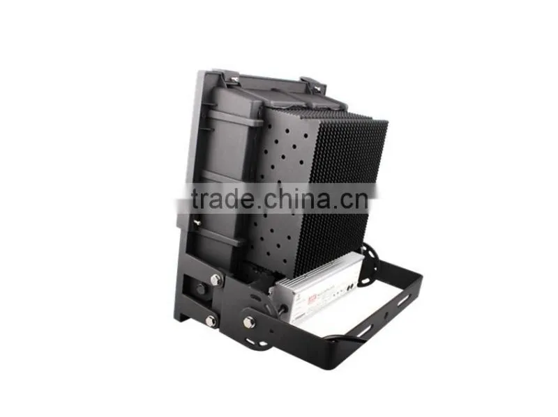 3000-6000K Color Temperature(CCT) powerful outdoor led flood lights 200w