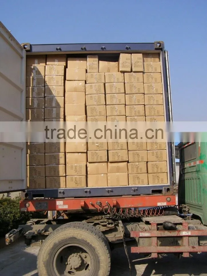 Plastic Material and Screw Cap Sealing Type refillable roll on bottle