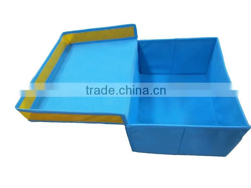 Fabric polyester toys storage box with lid covered pure color printing