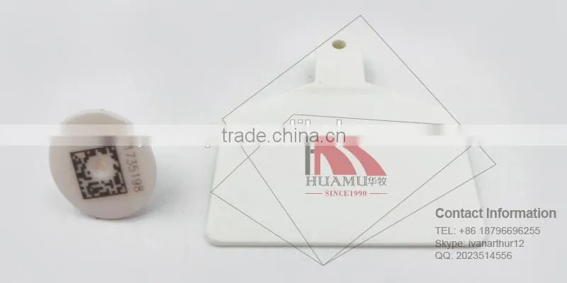TPU cow ear tag with metal pin in white 70*58 mm