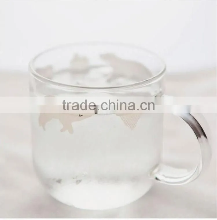 New design Christmas gift polar pattern glass polar bear penguin cup
