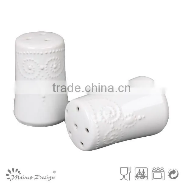 Use In Restaurant & Home Set Of Ceramic colorful Salt Pepper Shaker