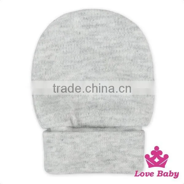 Cute Baby 3pcs Printed Dots Hat Grey Gloves Big Dots Newborn Fabrice Shoes