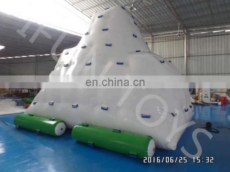 Mini water park inflatable iceberg water toys for kids