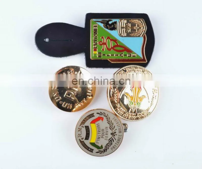 Shiny gold plated cap badge for military