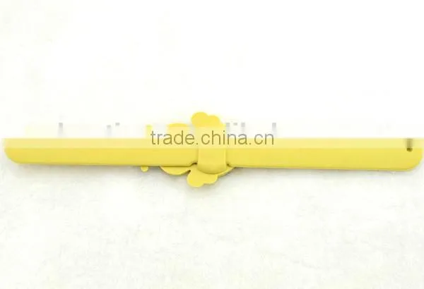 cute bee slap watch glass face quartz movt silicone strap gift wrap slap watch