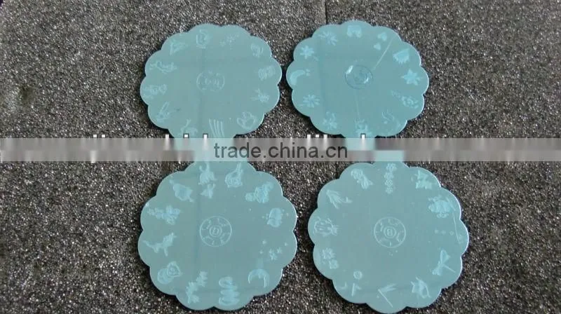 Simple operation, cheap, do not often go manicure shop, you can print various patterns in NAIL PRINTER
