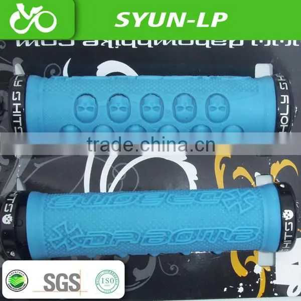 hot selling skull handle bar grip bike grips anodised cnc end clamp 22.2x130mm rubber bike grips