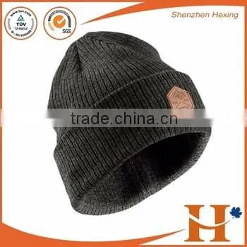 Factory wholesale winter warm beanie hats with customized logo