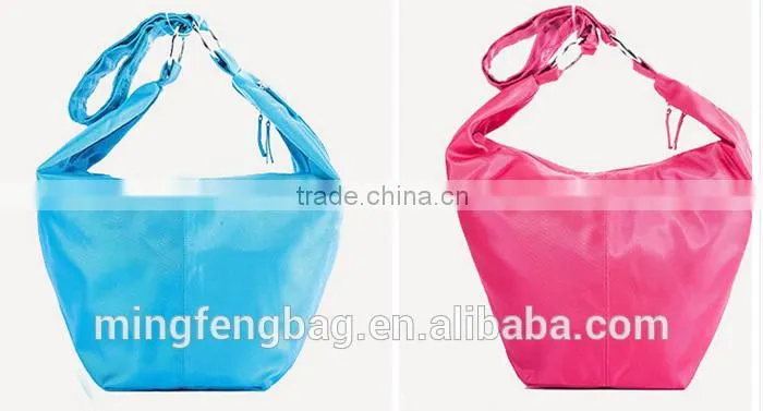 Custom Fasionable Tote and Shoulder 600D Oxford Waterproof Yoga Mat Storage Bag Yoga Bag for Women
