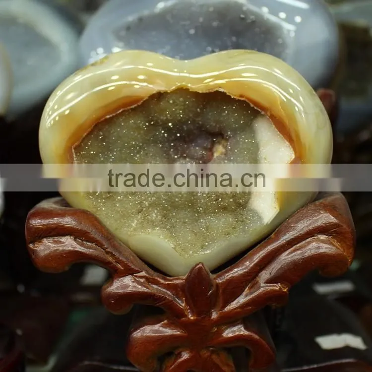 natural heart shape rock quartz agate stone geodes