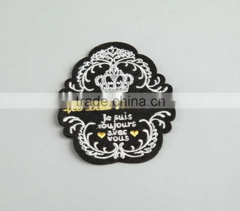 Customized Fabric Woven Badge Overlock Embroidered Border Patch