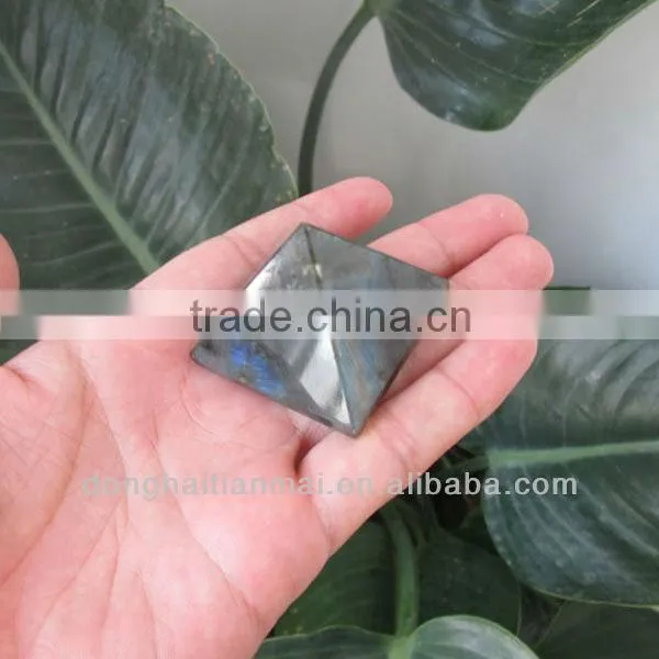 Natural Labradorite Pyramids / Wholesale Labradorite Gemstone Carving Pyramids