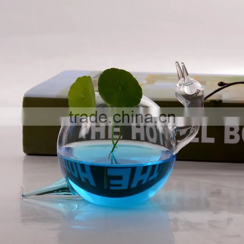Indoor creative delicate home decoration hydroponics container snail shaped glass flower vase